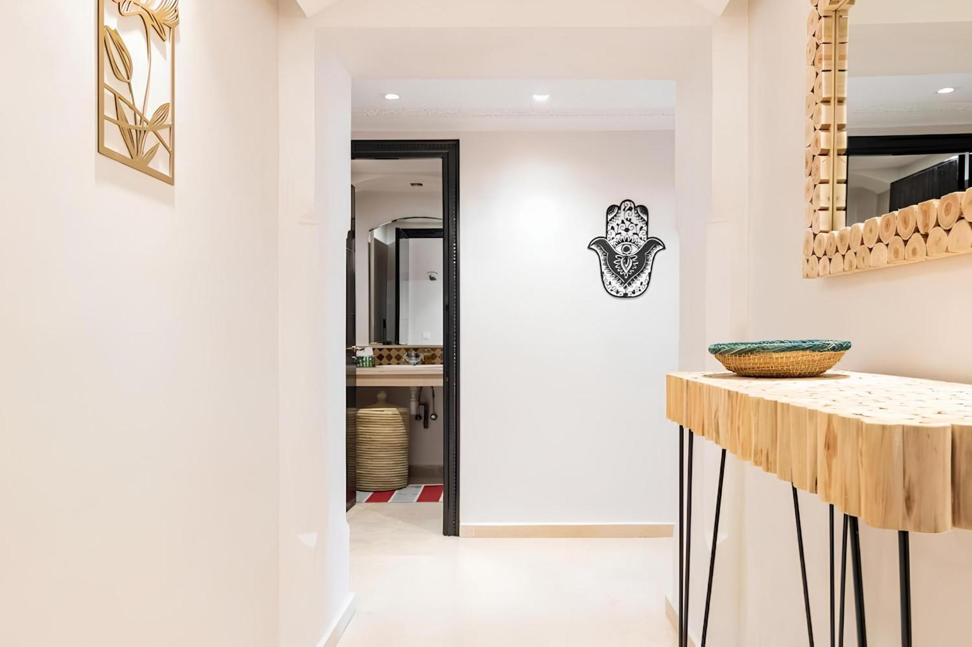 C-Appartement De Luxe Plein Centre De Gueliz Avec Piscine Parking Wifi Netflix Marrakesh Exteriör bild