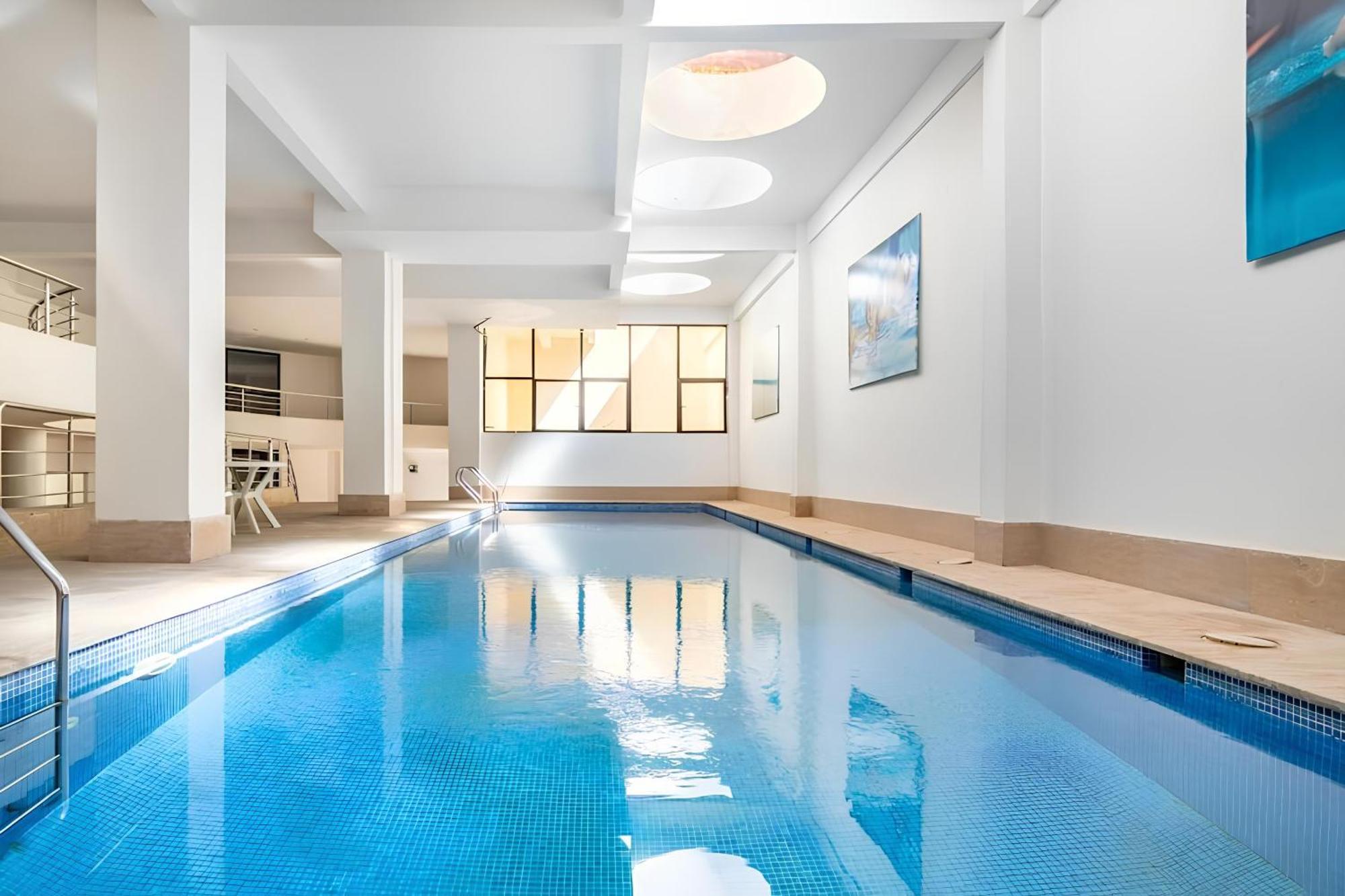 C-Appartement De Luxe Plein Centre De Gueliz Avec Piscine Parking Wifi Netflix Marrakesh Exteriör bild